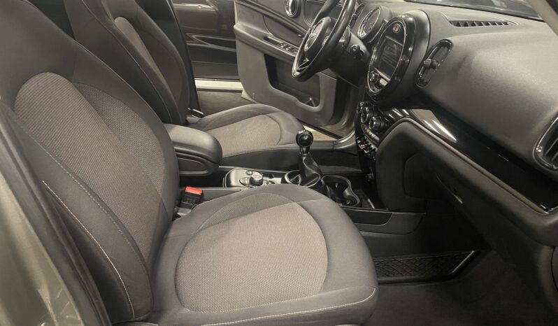 MINI One D Countryman F60 1.5D Business 116cv full